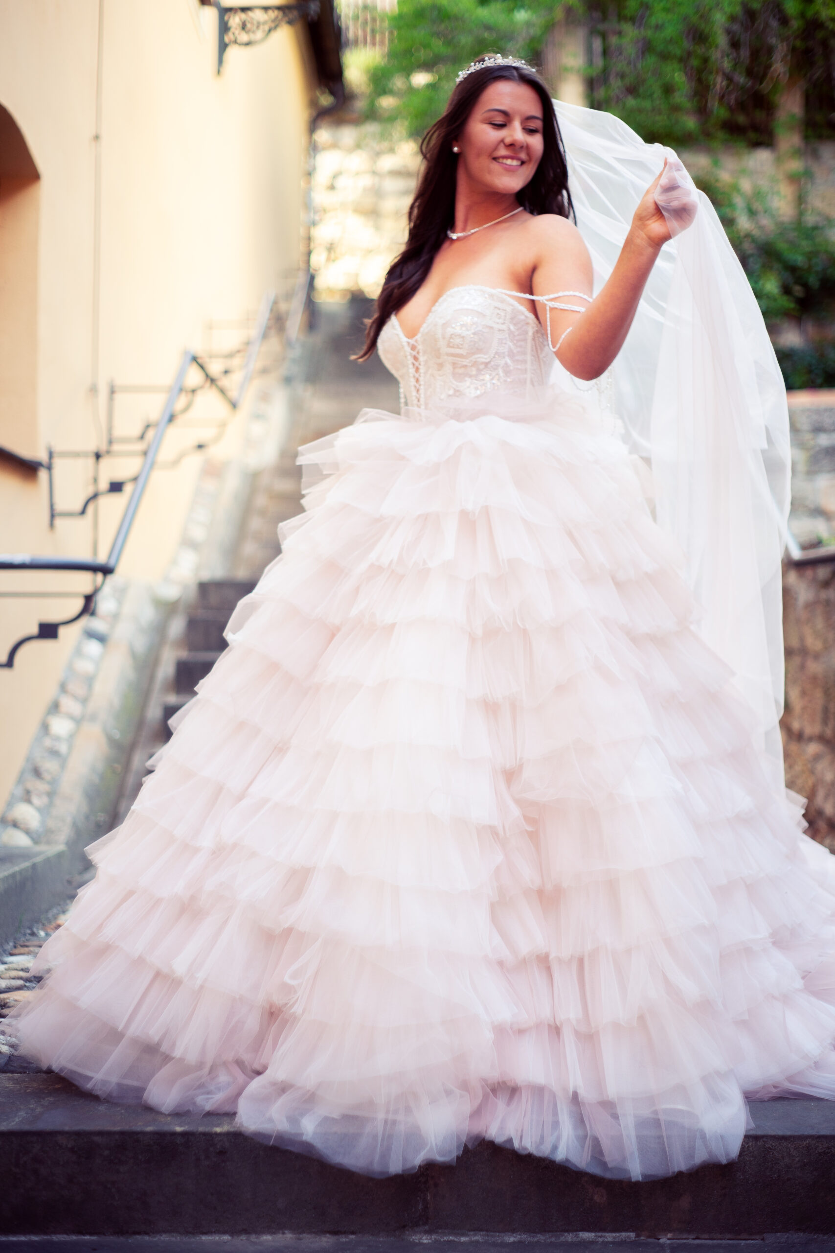 übertriebenes hochzeitskleid Clearance